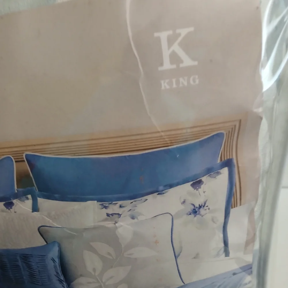 HOME EXPRESSIONS 10 PIECE BEDDING